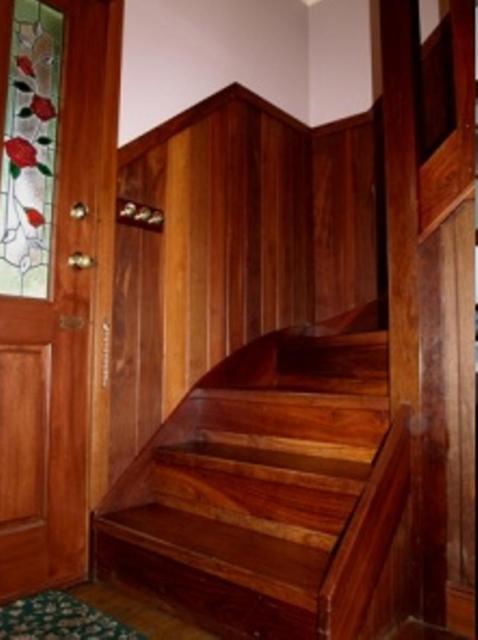 Pemberton Old Picture Theatre Holiday Apartments Room photo